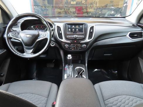 Used 2019 Chevrolet Equinox LT AWD/4WD image 5