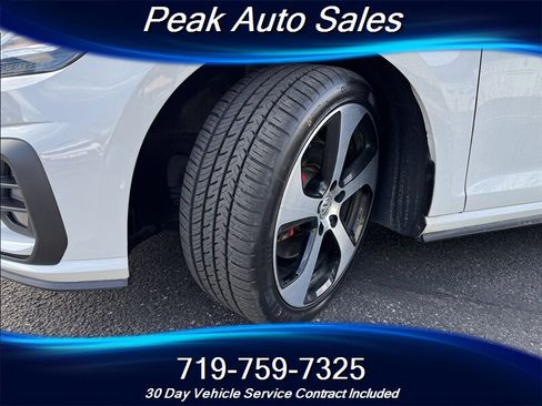 Used 2018 Volkswagen GTI S image 9