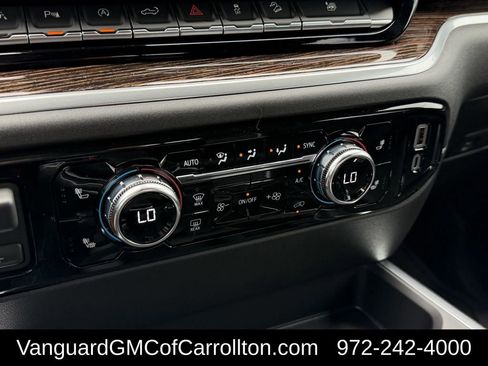 New 2026 GMC Sierra 1500 Elevation w/ Elevation Premium Package AWD/4WD image 16