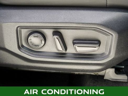 Used 2022 Toyota Tundra Platinum image 5