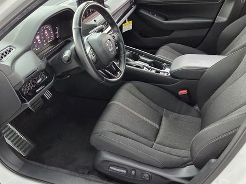 Used 2024 Honda Accord Sport image 17