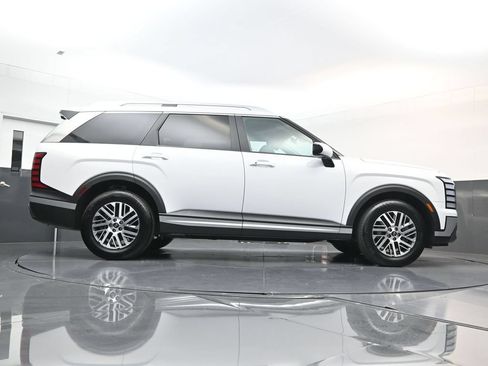 Certified 2026 Hyundai Palisade SEL FWD image 23