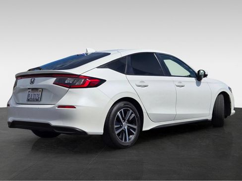 Used 2024 Honda Civic LX image 5
