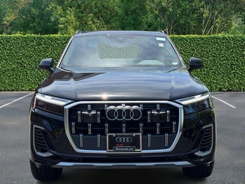 Used 2025 Audi Q7 3.0T Premium w/ Convenience Package AWD/4WD image 9