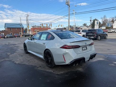 New 2026 BMW M5 w/ Carbon Package image 5