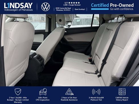 Certified 2021 Volkswagen Tiguan SE w/ Panoramic Sunroof Package image 11