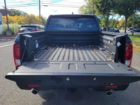 New 2026 Honda Ridgeline Black Edition image 6