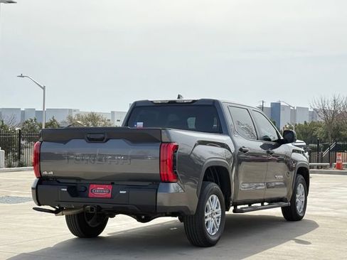 Used 2026 Toyota Tundra SR5 AWD/4WD image 4