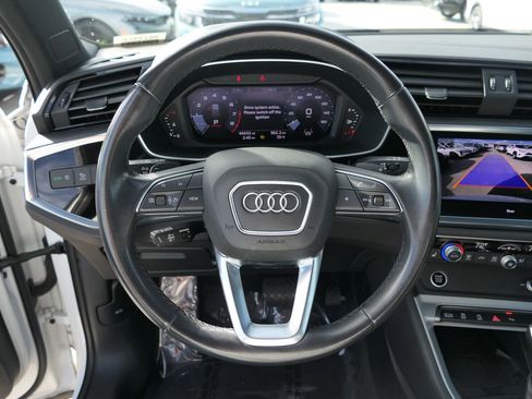 Used 2024 Audi Q3 2.0T Premium image 16