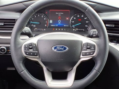 Used 2024 Ford Explorer XLT w/ Equipment Group 202A AWD/4WD image 24
