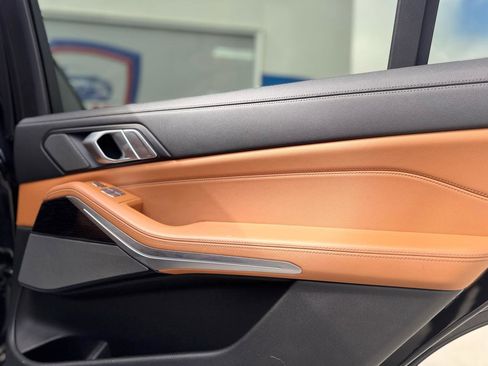 Used 2019 BMW X7 xDrive50i w/ M Sport Package image 54