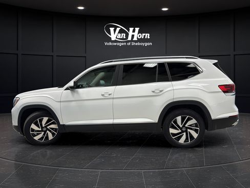Used 2024 Volkswagen Atlas SEL AWD/4WD image 6