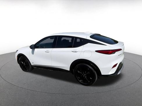 Used 2025 Buick Envista Sport Touring image 10