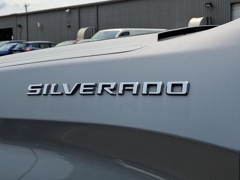 Used 2023 Chevrolet Silverado 1500 RST AWD/4WD image 30