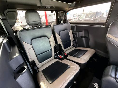 Certified 2023 Ford Bronco Wildtrak image 20