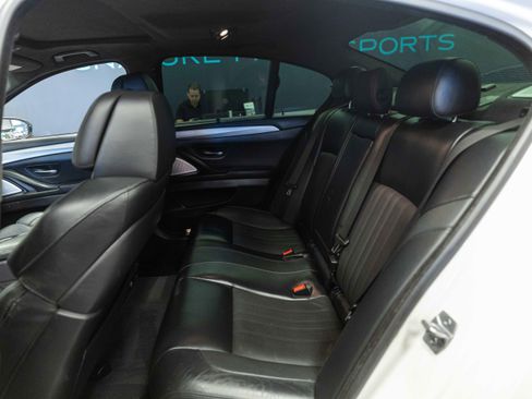 Used 2014 BMW M5 RWD image 12