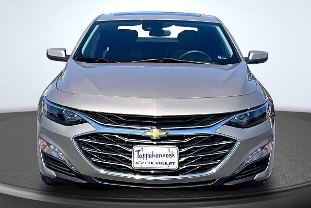 Used 2024 Chevrolet Malibu LT FWD image 2