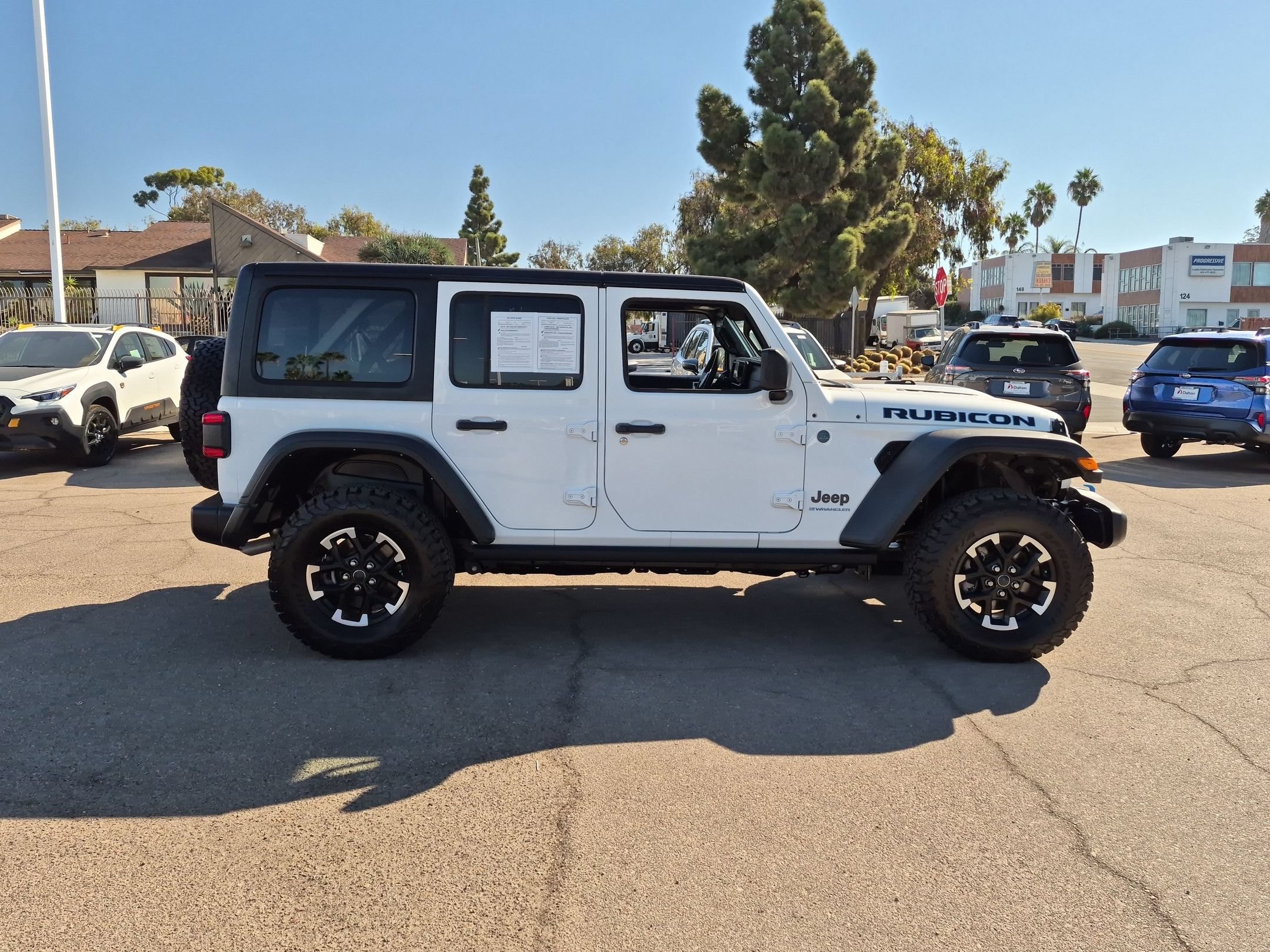 Used 2024 Jeep Wrangler Unlimited Rubicon 4xe AWD/4WD image 5
