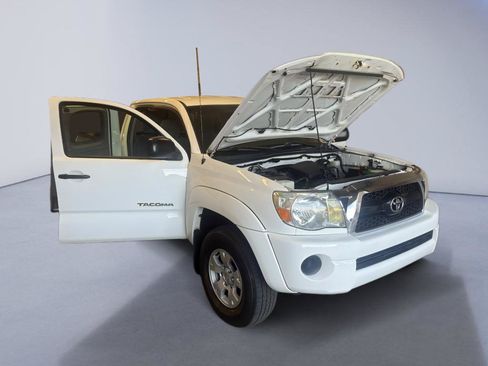 Used 2011 Toyota Tacoma 4x4 Access Cab w/ SR5 Pkg #2 image 11