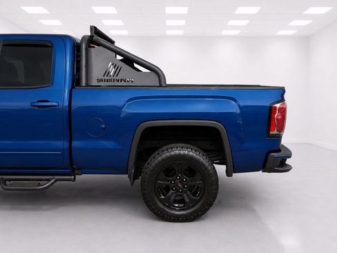 Used 2016 GMC Sierra 1500 SLT w/ All Terrain X Package AWD/4WD image 5