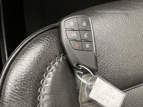 Certified 2023 GMC Yukon XL Denali AWD/4WD image 30