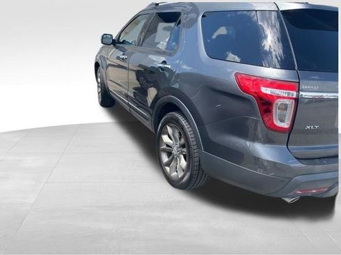 Used 2015 Ford Explorer XLT w/ Equipment Group 202A image 15