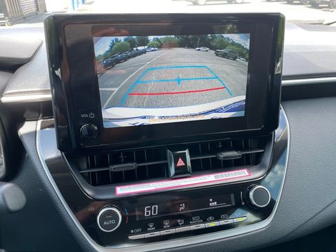 Used 2024 Toyota Corolla LE FWD image 17