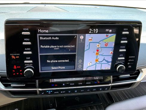 Used 2022 Toyota Sienna Limited AWD/4WD image 24