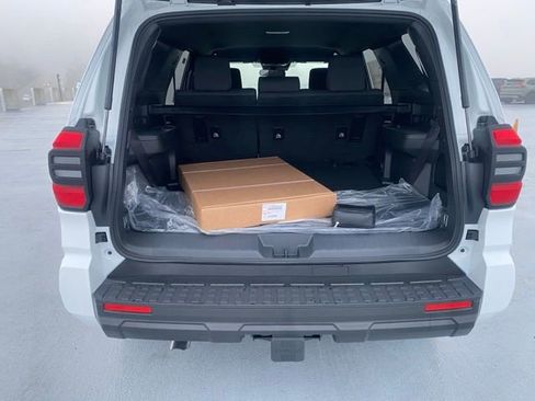 New 2026 Toyota 4Runner SR5 image 13