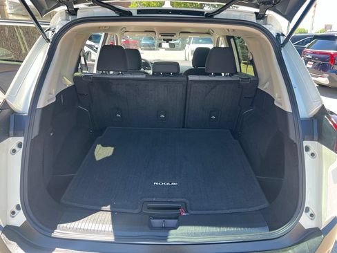 Certified 2023 Nissan Rogue SV AWD/4WD image 11
