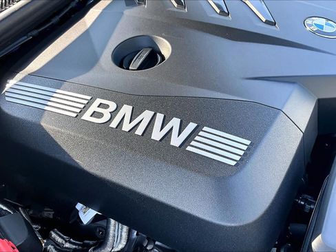 Used 2025 BMW 330i Sedan RWD image 32