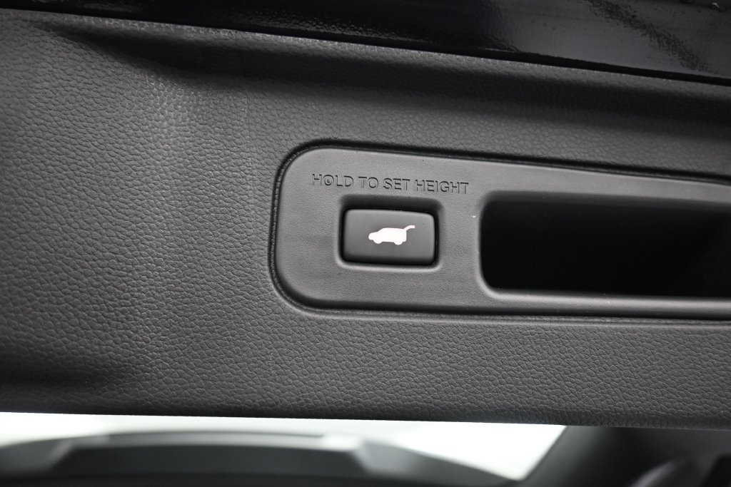 Certified 2024 Honda Pilot TrailSport image 24