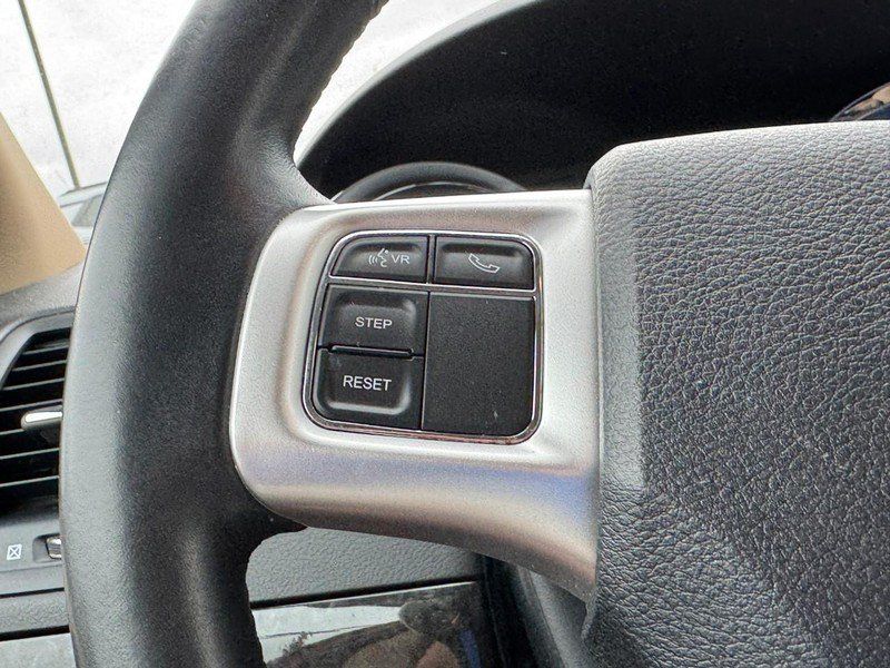 Used 2015 Dodge Grand Caravan SE w/ Quick Order Package 29E SE FWD image 18