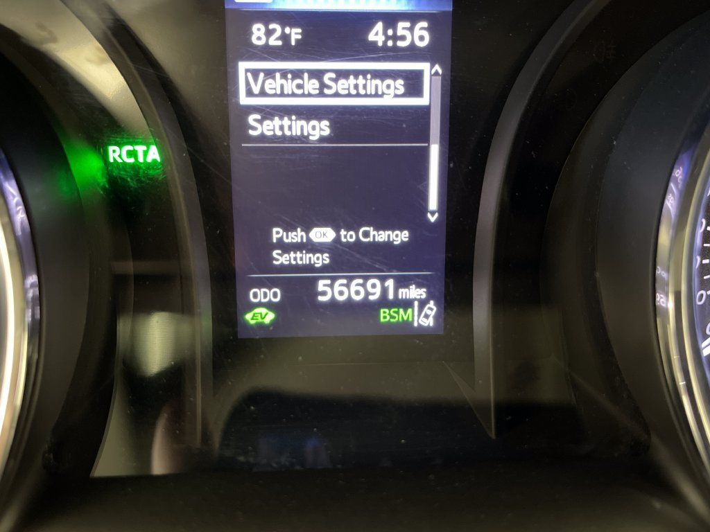 Certified 2020 Toyota Camry SE w/ Sunroof Package FWD image 19