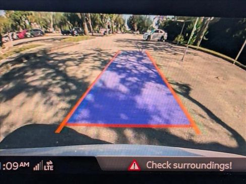 Used 2017 Audi A4 2.0T Premium Plus w/ Premium Plus Package image 8