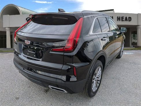 Certified 2025 Cadillac XT4 Premium Luxury image 6