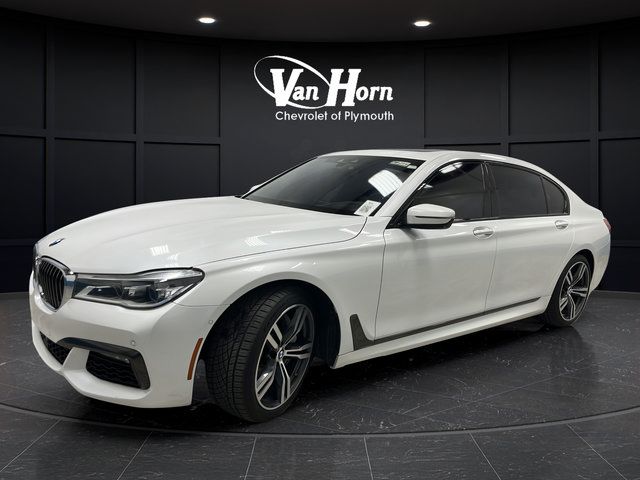 Used 2019 BMW 750i xDrive AWD/4WD image 3