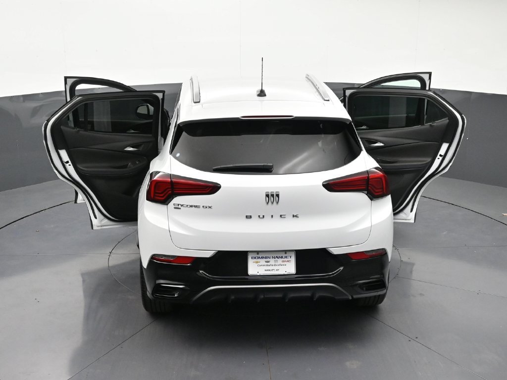 Used 2026 Buick Encore GX Sport Touring AWD/4WD image 36