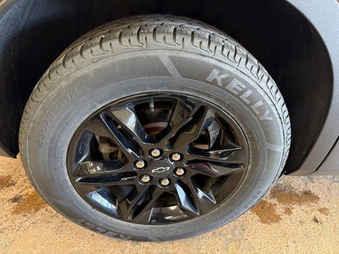 Used 2021 Chevrolet Blazer LT AWD/4WD image 12