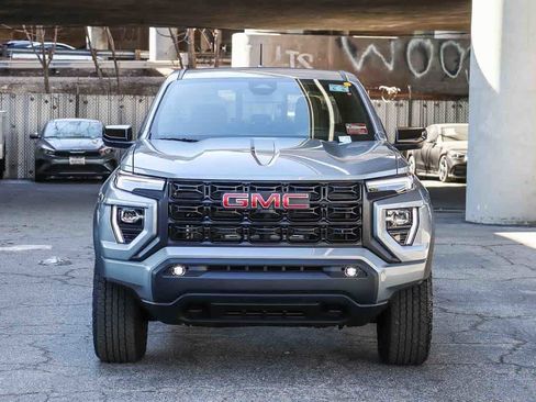 Used 2025 GMC Canyon Elevation w/ Convenience Package RWD image 3