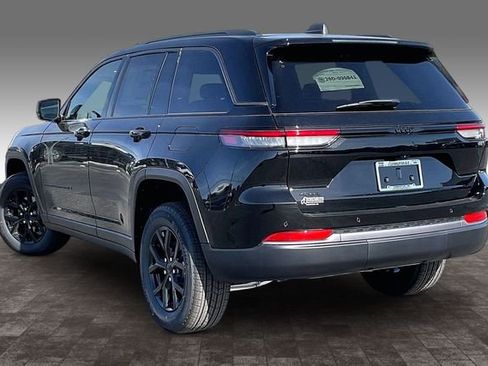 New 2026 Jeep Grand Cherokee Altitude AWD/4WD image 3