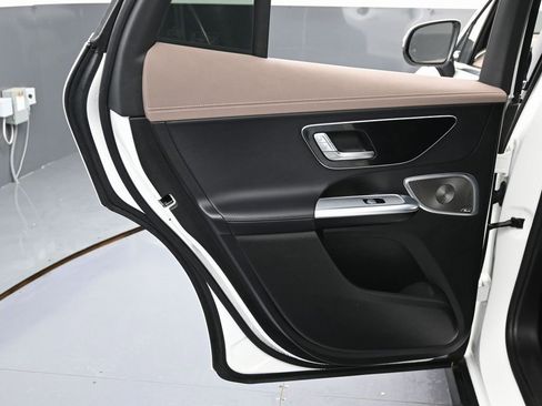 Used 2023 Mercedes-Benz EQE 350+ 4MATIC SUV image 41