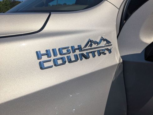 Used 2021 Chevrolet Tahoe High Country image 34