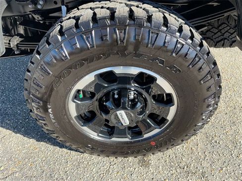 New 2026 Ford F250 Platinum w/ Tremor Off-Road Package image 14