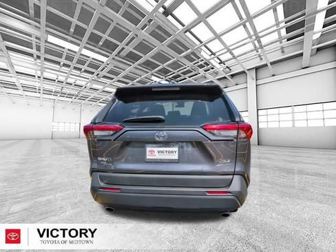 Certified 2025 Toyota RAV4 XLE FWD image 5