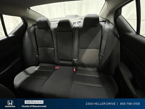 Used 2025 Nissan Altima 2.5 SV FWD image 28