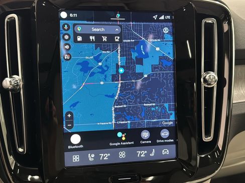 New 2026 Volvo XC40 B4 Plus w/ Climate Package image 16