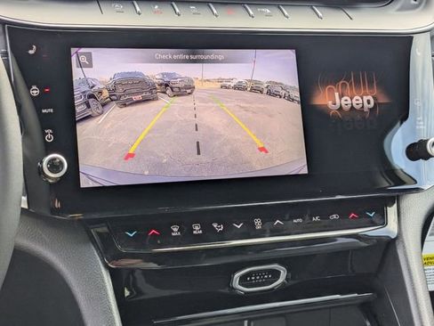 New 2026 Jeep Grand Cherokee 4WD image 19
