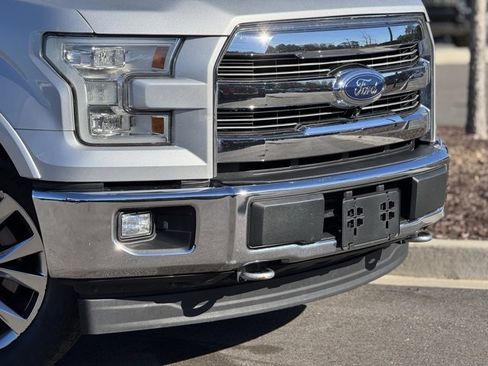 Used 2017 Ford F150 Lariat w/ Equipment Group 502A Luxury image 3