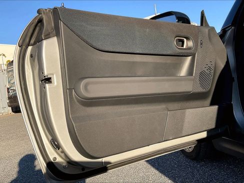 Certified 2025 MINI Cooper S image 21